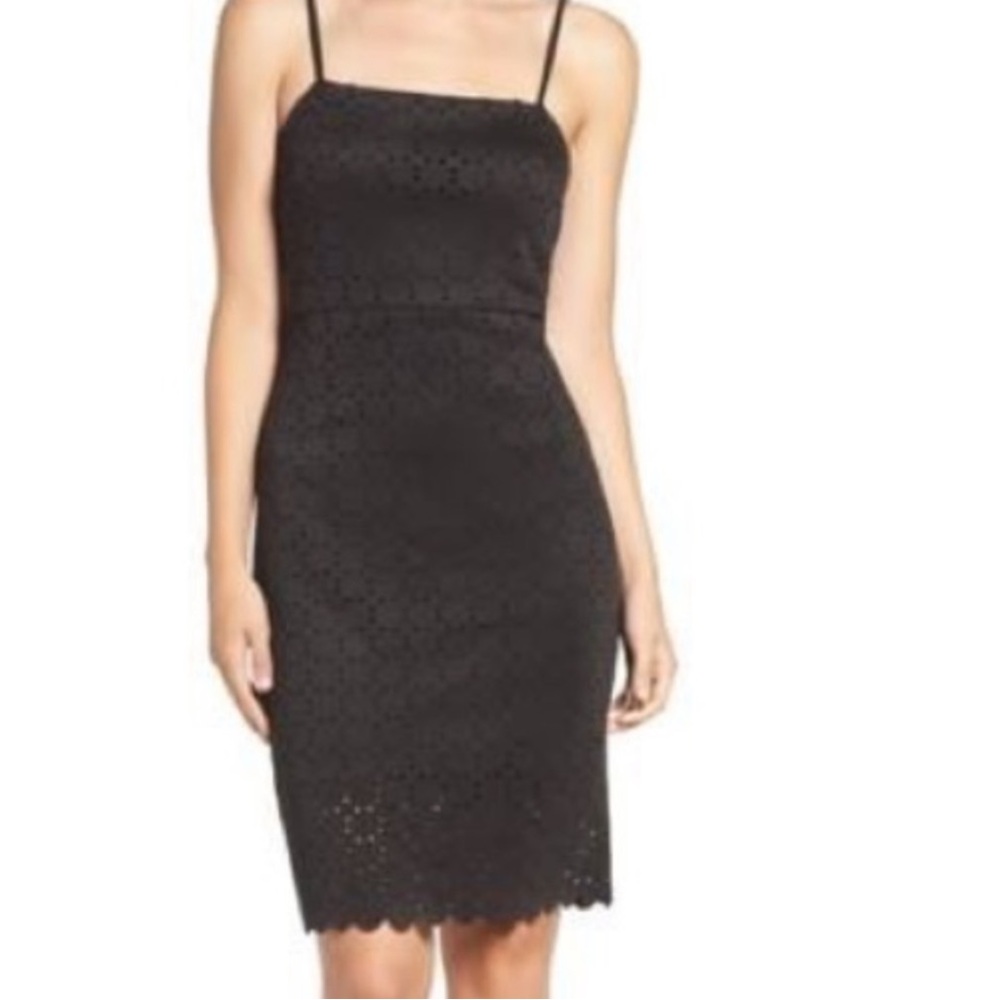 TRINA TURK PERNILLA LASER CUT STRETCH SHEATH DRESS Size 12 Black Cocktail Party